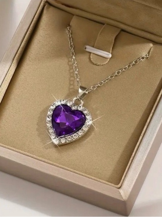 Jewelry - Purple Heart with 18” silver tone chain nib